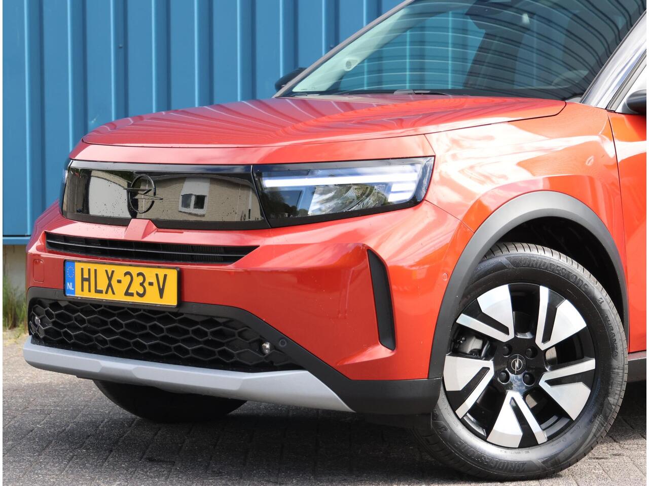 Opel FRONTERA Electric GS 44 kWh | 11 Boordlader | Stoel, stuur & voorruit verwarming | 130° Camera | Ergonomische voorstoelen | Apple Carplay/ Android Auto | Navigatie | 17"LM Velgen | Cruise Control