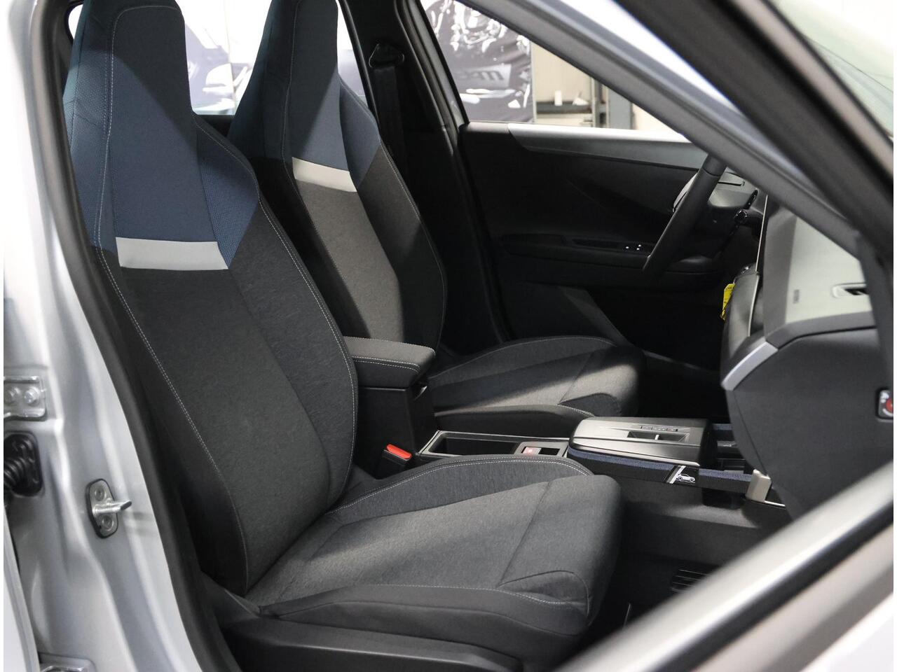 Opel FRONTERA Electric Edition 44 kWh | 3 Fase | AppleCarPlay/AndroidAuto | Parkeersensoren Achter | Airco | CruiseControl |