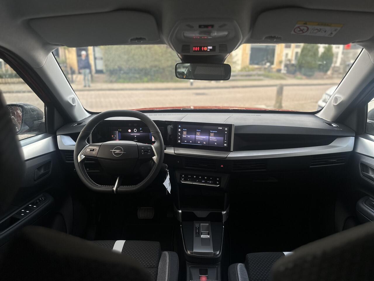 Opel FRONTERA 1.2 Turbo Hybrid Edition 145PK Automaat / Stoel stuur verwarming / Navi+camera / ECC.