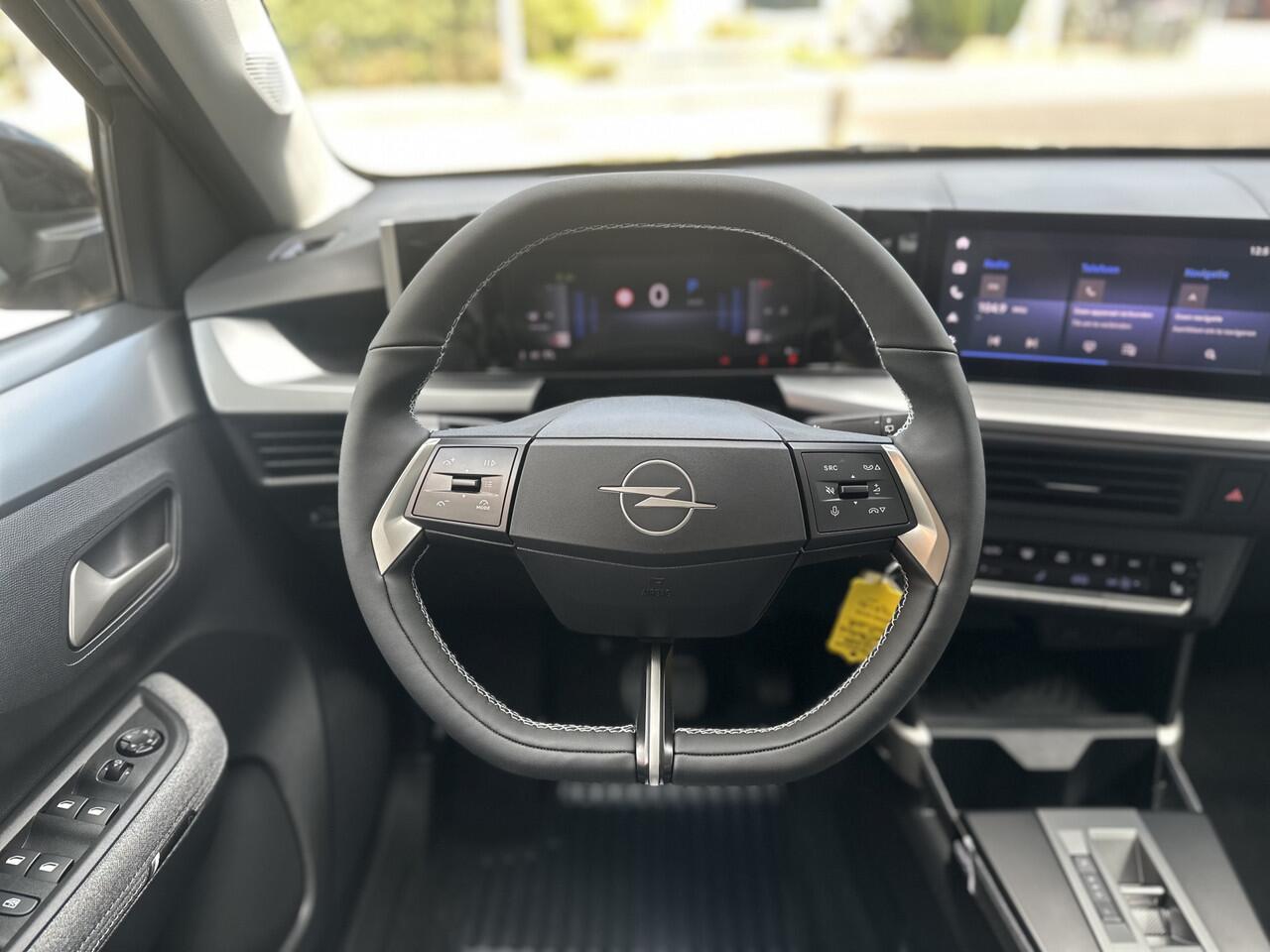 Opel FRONTERA 1.2 Turbo Hybrid GS 145pk 1250kg TREKGEWICHT Automaat / Stoel stuur verwarming / camera / ECC.