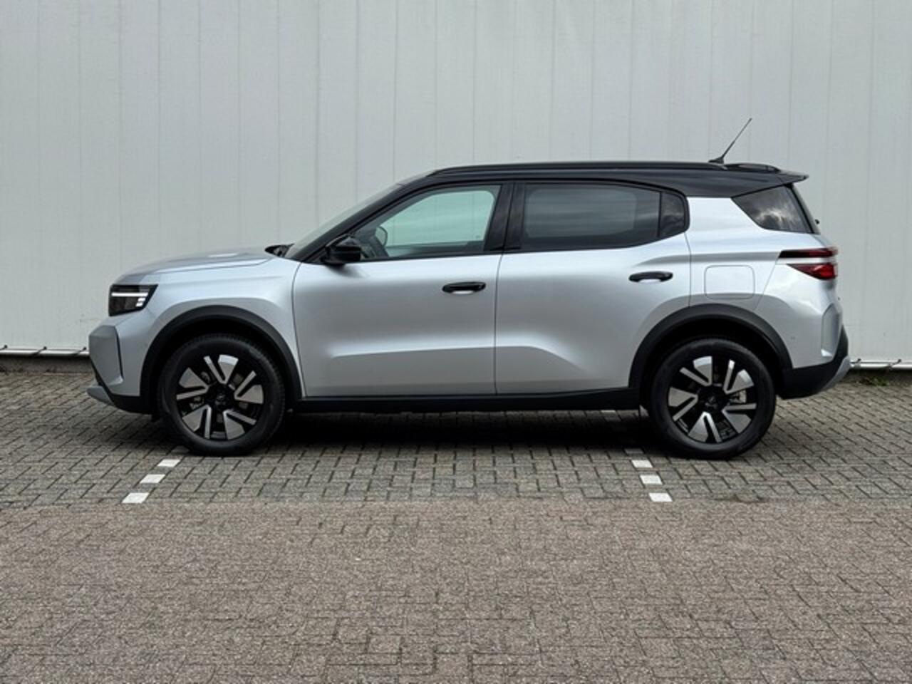 Opel FRONTERA 1.2 Turbo Hybrid GS 7Persoons met Navi/Camera, AGR-stoelen, Nieuwe auto!