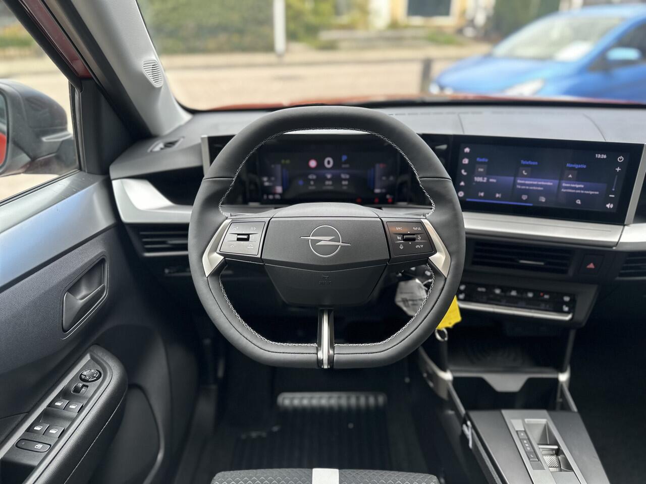 Opel FRONTERA 1.2 Turbo Hybrid Edition 145PK Automaat / Stoel stuur verwarming / Navi+camera / ECC.