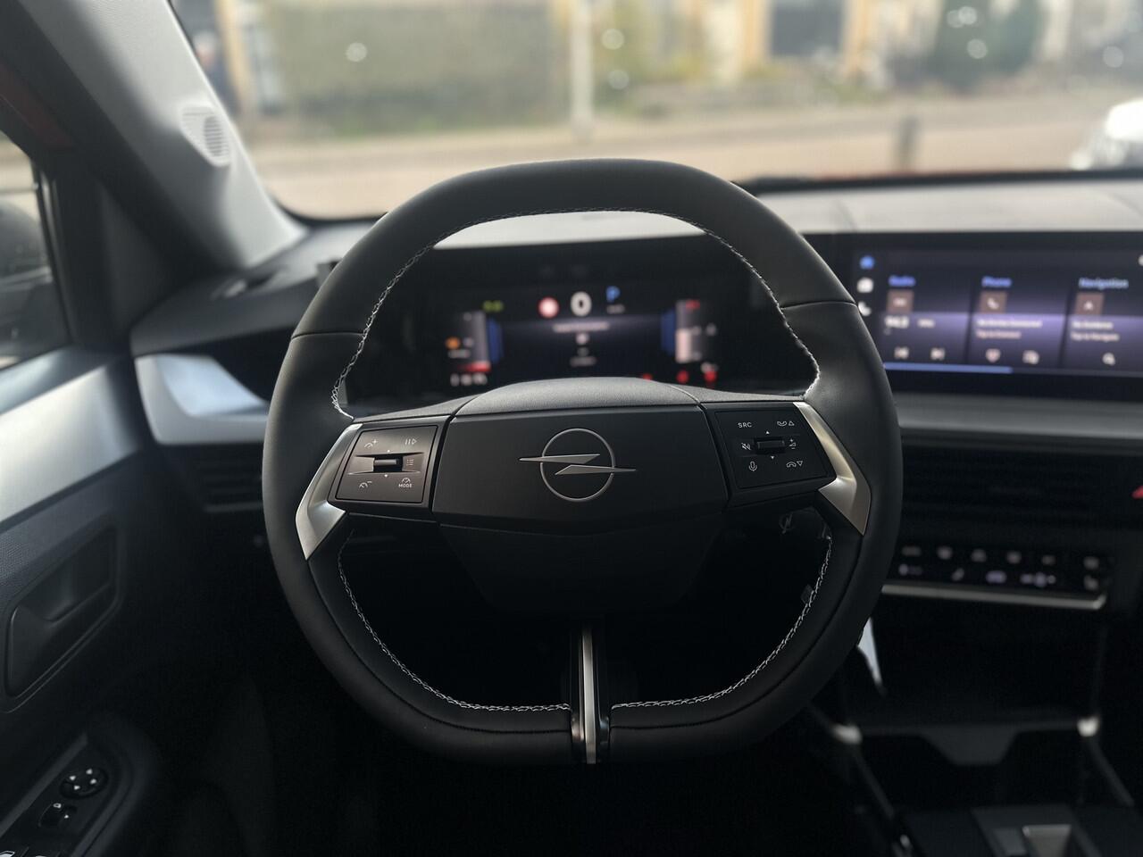 Opel FRONTERA 1.2 Turbo Hybrid Edition 145PK Automaat / Stoel stuur verwarming / Navi+camera / ECC.