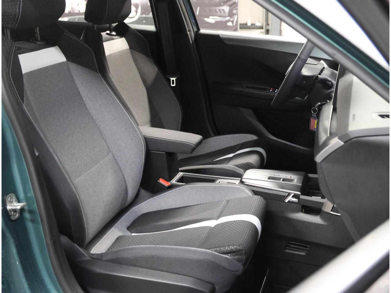 Opel FRONTERA 1.2 Turbo Hybrid GS | 1ste eigenaar | AUTOMAAT | AppleCarPlay/AndroidAuto | Cruise Control | Camera | Isofix | Parkeersensoren |