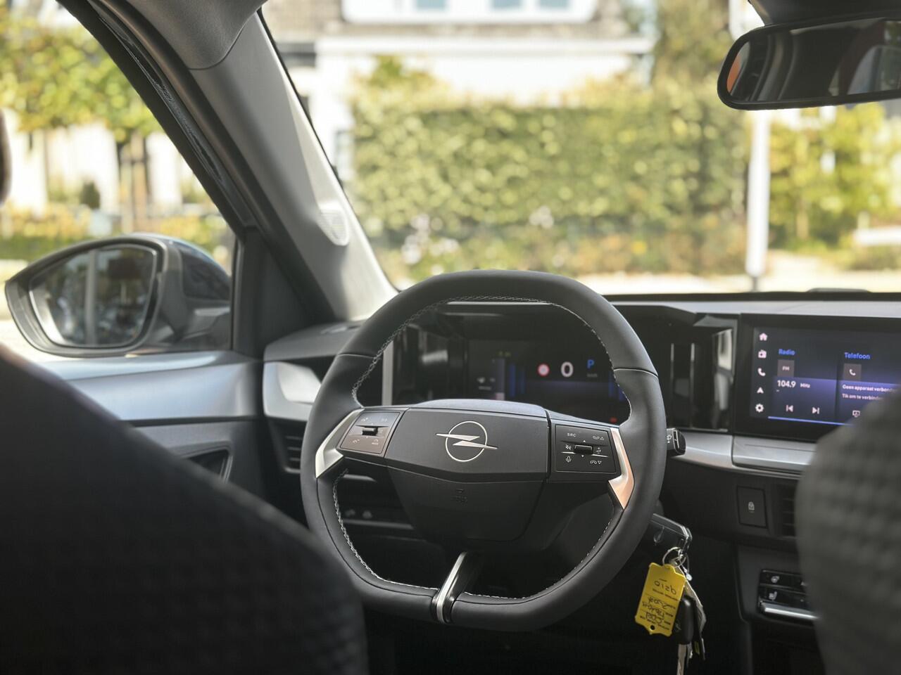 Opel FRONTERA 1.2 Turbo Hybrid GS 145pk 1250kg TREKGEWICHT Automaat / Stoel stuur verwarming / camera / ECC.