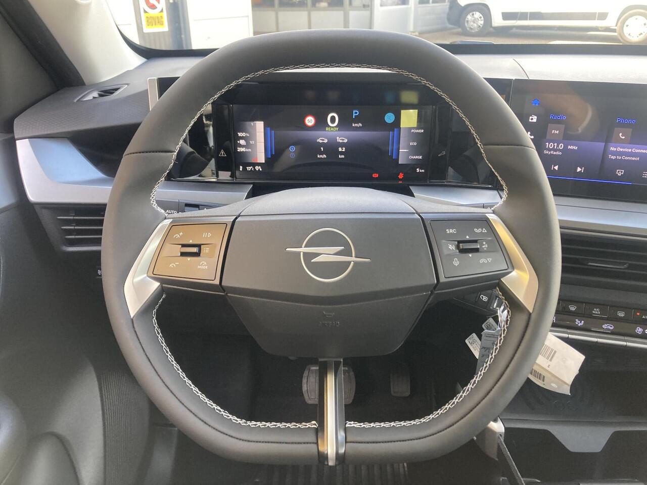 Opel FRONTERA Electric Edition 44 kWh | DEMO | Navigatie | Achteruitrijcamera | Stoel + stuurwielverwarming | Cruise Control | Voorruitverwarming |