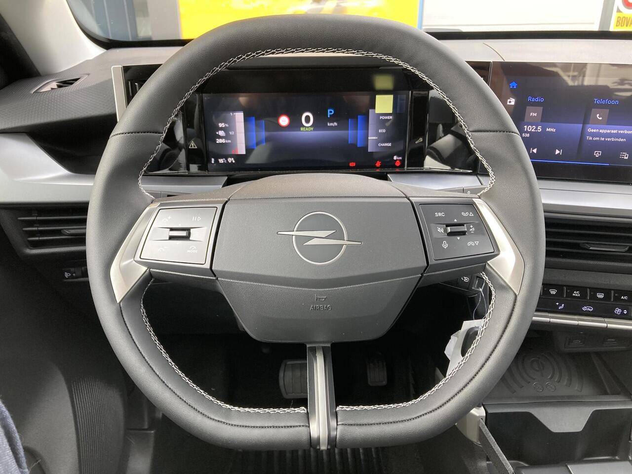 Opel FRONTERA Electric GS 44 kWh | NIEUW | DIRECT LEVERBAAR | Navigatie | Achteruitrijcamera | Cruise Control | Parkeersensoren | Stoel- stuurwiel- voorruitverwarming | Zwart dak