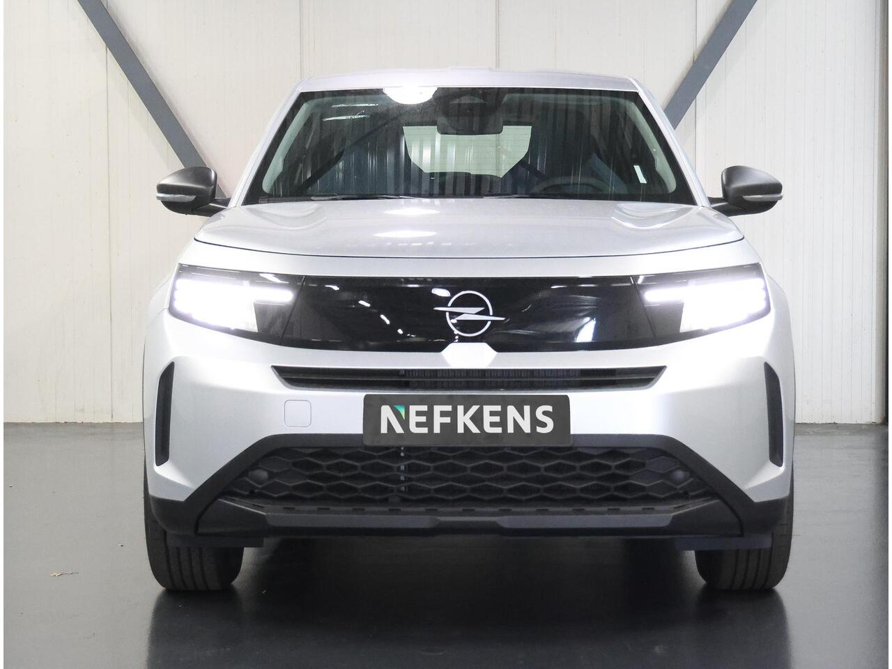 Opel FRONTERA Electric Edition 44 kWh | 3 Fase | AppleCarPlay/AndroidAuto | Parkeersensoren Achter | Airco | CruiseControl |