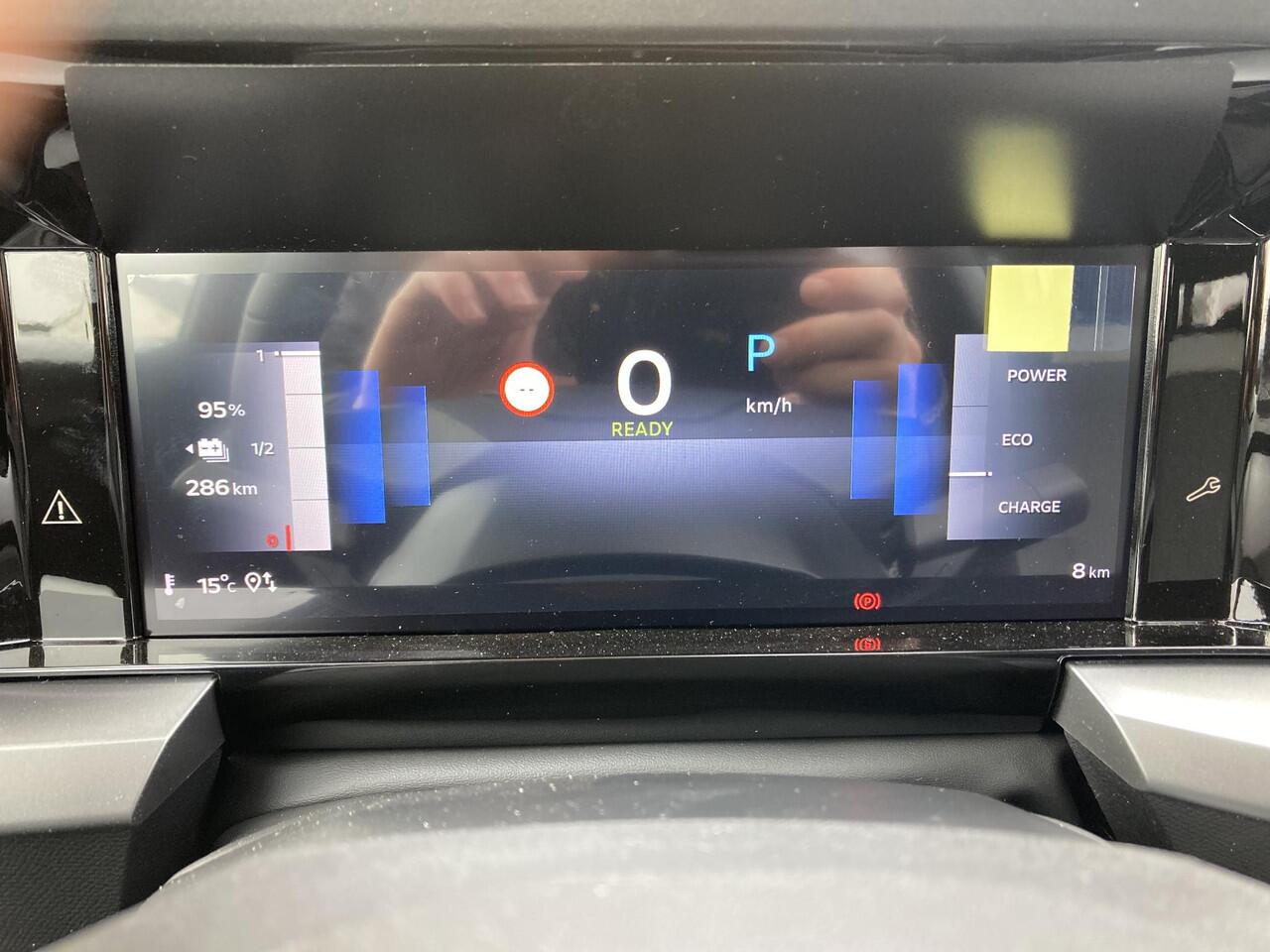 Opel FRONTERA Electric GS 44 kWh | NIEUW | DIRECT LEVERBAAR | Navigatie | Achteruitrijcamera | Cruise Control | Parkeersensoren | Stoel- stuurwiel- voorruitverwarming | Zwart dak