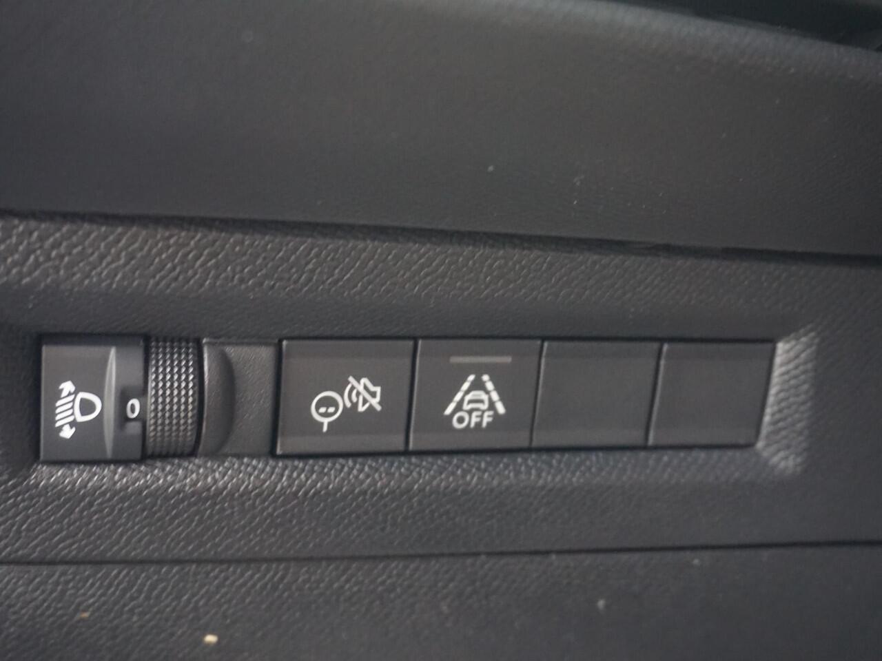 Opel FRONTERA Electric Edition 44 kWh Technologie-pakket