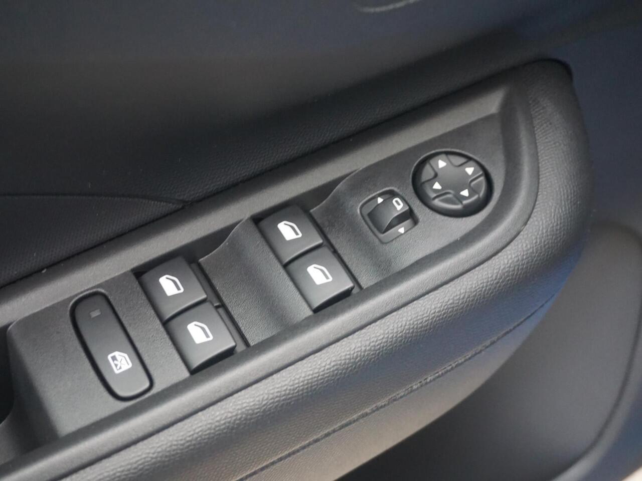 Opel FRONTERA Electric Edition 44 kWh Technologie-pakket