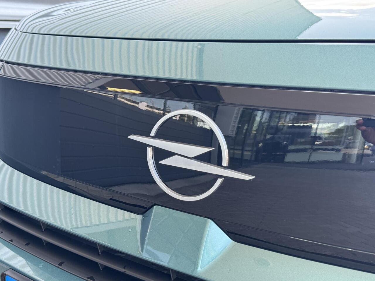 Opel FRONTERA 1.2 Hybrid 145pk e-DTC6 Edition