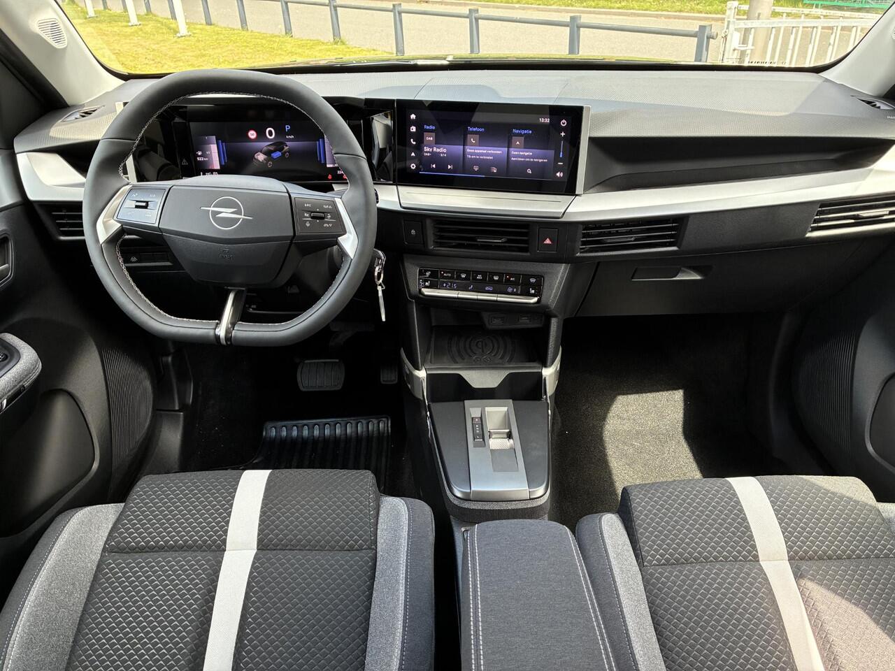 Opel FRONTERA 1.2 Turbo 145Pk Turbo Hybrid GS-Line | ECC | Navi | Camera | Elektrisch Pakket | Cruise | Parkpilot | Private-Glass | Dakrail | 17" LM-Velgen | Comfort Pakket | Winterpakket