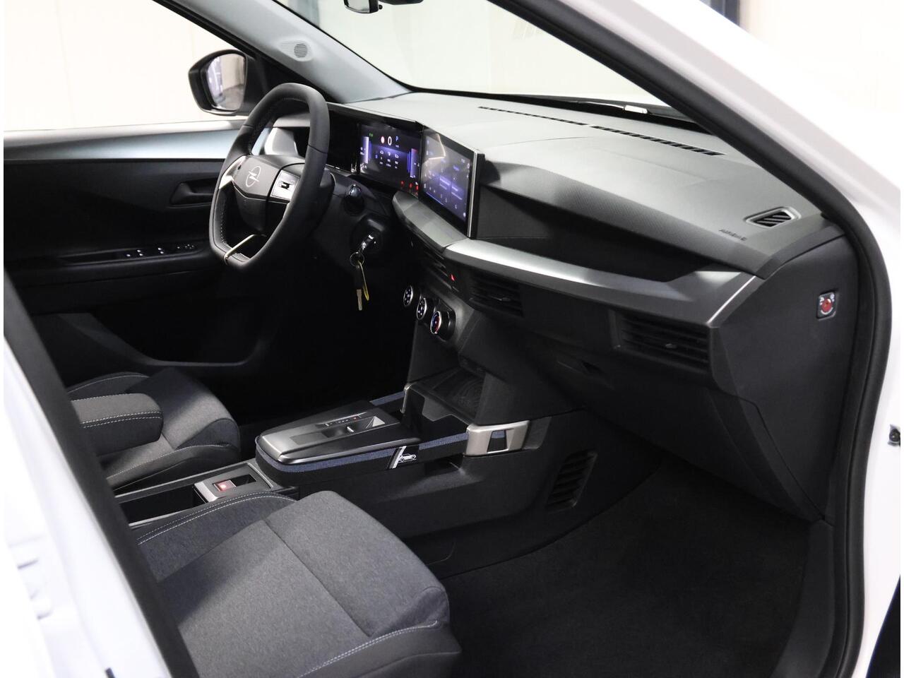 Opel FRONTERA 1.2 Turbo Hybrid Edition | Incl. ¤2.401,- Korting! | AppleCarplay/AndroidAuto | Camera | Parkeersensoren | Navigatie | Cruise Control | LED | Draadloos opladen |