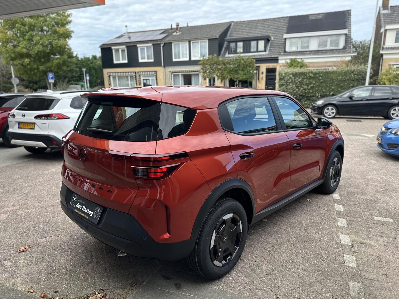 Opel FRONTERA 1.2 Turbo Hybrid Edition 145pk 1250kg TREKGEWICHT Automaat / Stoel stuur verwarming / Navi+camera / ECC.