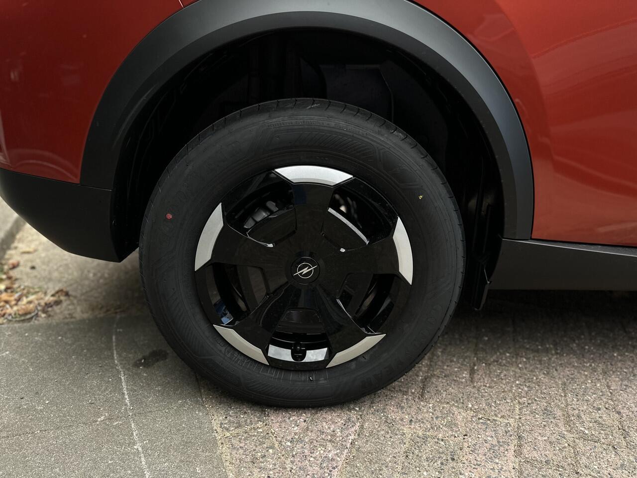 Opel FRONTERA 1.2 Turbo Hybrid Edition 145pk 1250kg TREKGEWICHT Automaat / Stoel stuur verwarming / Navi+camera / ECC.