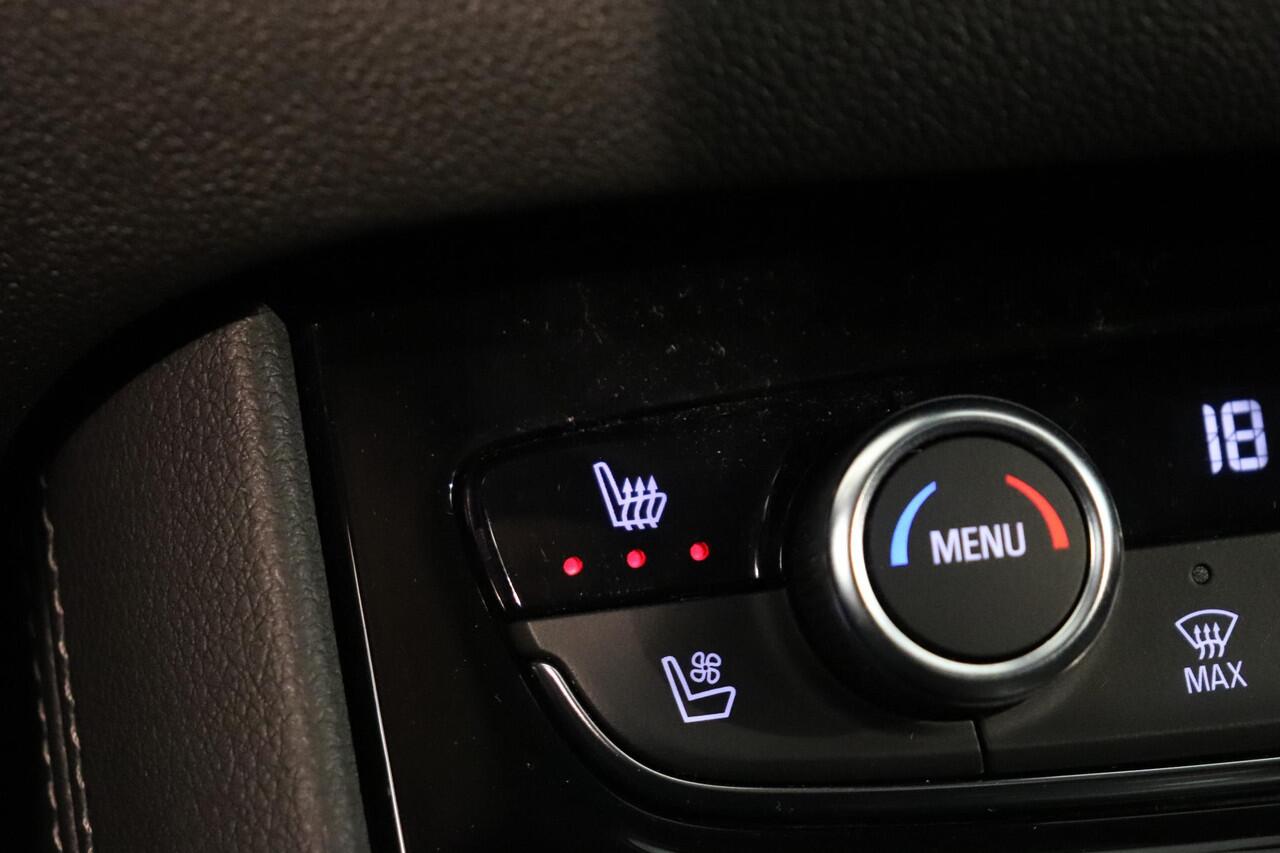 Opel Grandland 1.6 Turbo Hybrid PHEV GS 225 Pk | Camera | Leder bekleding | Elec Achterklep | LED Matrix | Navigatie | AppleCarplay AndroidAuto |