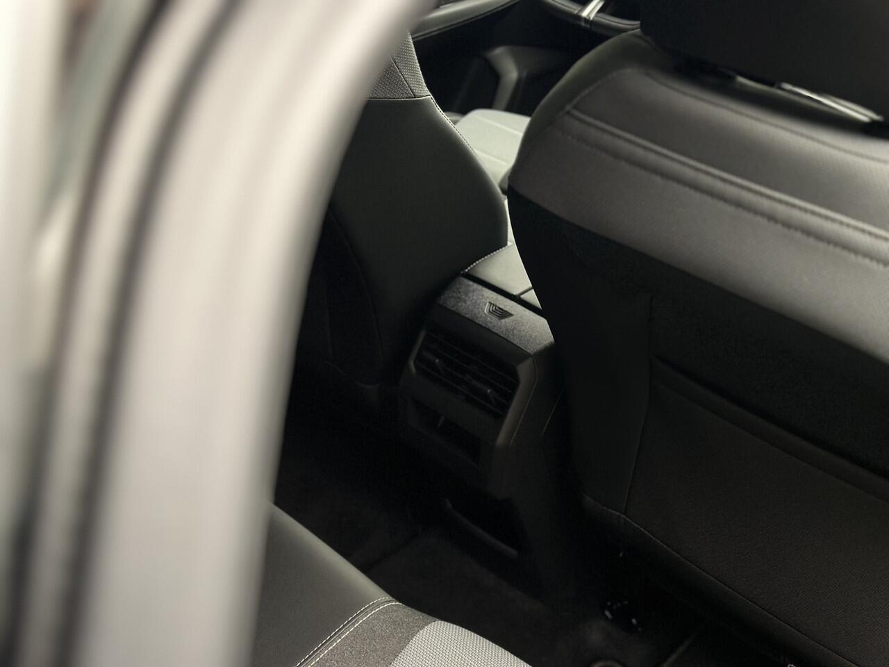 Opel Grandland 1.2 Turbo Hybrid GS Stoel+Stuurverwarming/Camera/Navigatie.