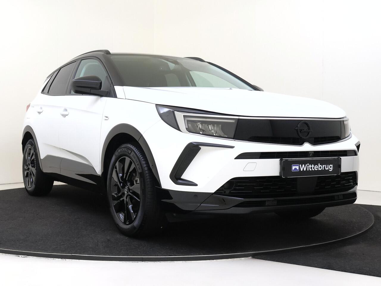 Opel Grandland 1.2 Turbo Level 4 GS | Carplay | Clima | Camera | Afneembare Trekhaak |