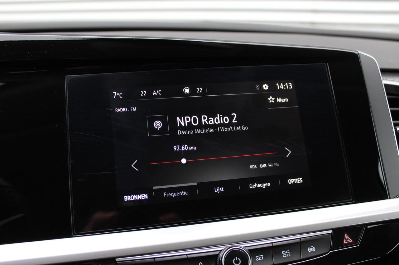 Opel Grandland 1.2 Turbo | Winterpack | Cruise control | Bluetooth | Parkeersensoren