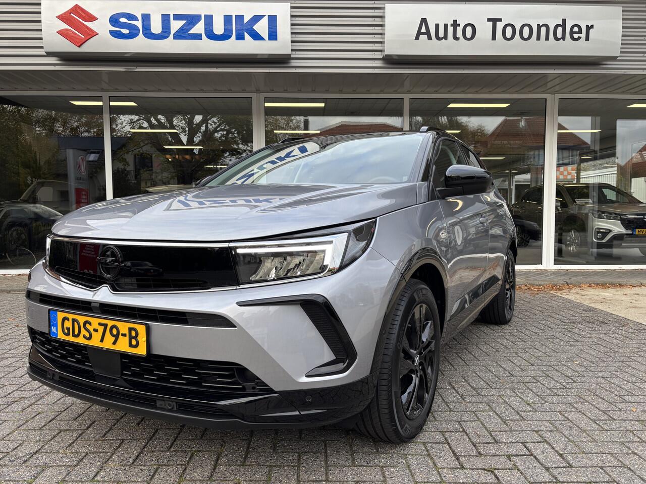 Opel Grandland 1.2 Turbo GS/ Trekhaak afneembaar