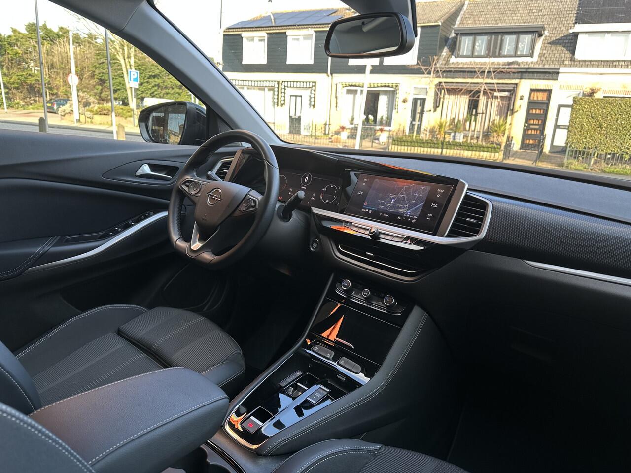 Opel Grandland 1.2 Turbo Elegance Camera/Dodehoek sensor/Keyless Open