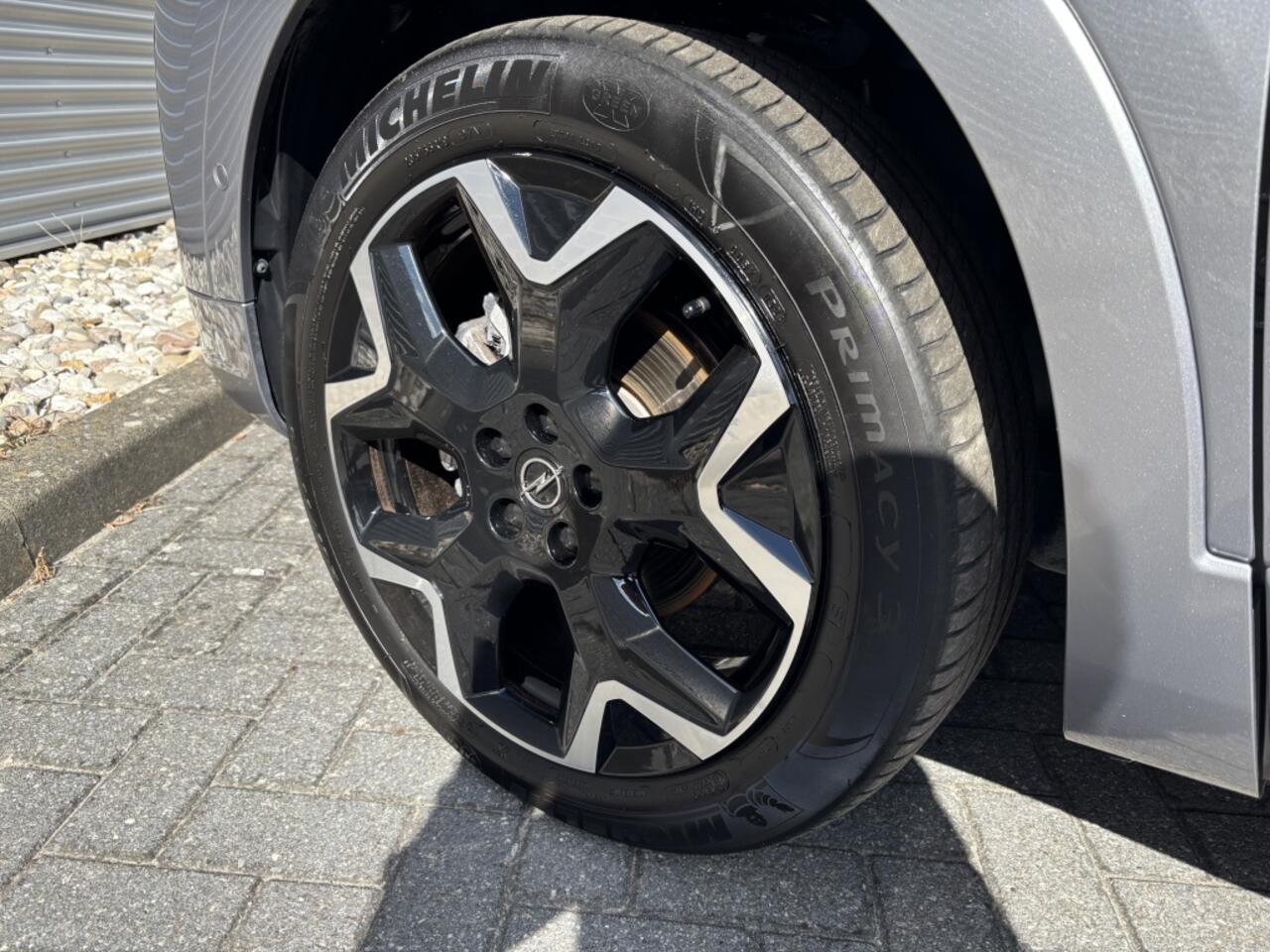 Opel Grandland 1.2 Turbo (130Pk) Ultimate Clima Camera Géén Afleverkosten