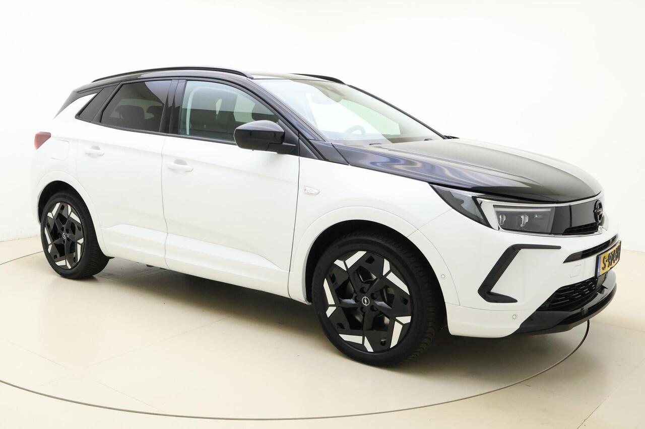 Opel Grandland 1.6 Turbo Plug-In Hybrid 300pk 4x4 GSe | Adaptive Cruise Control | 360° Camera | Stoelverwarming | Elektrische achterklep | Night Vision | Camera | 19'' LM Velgen