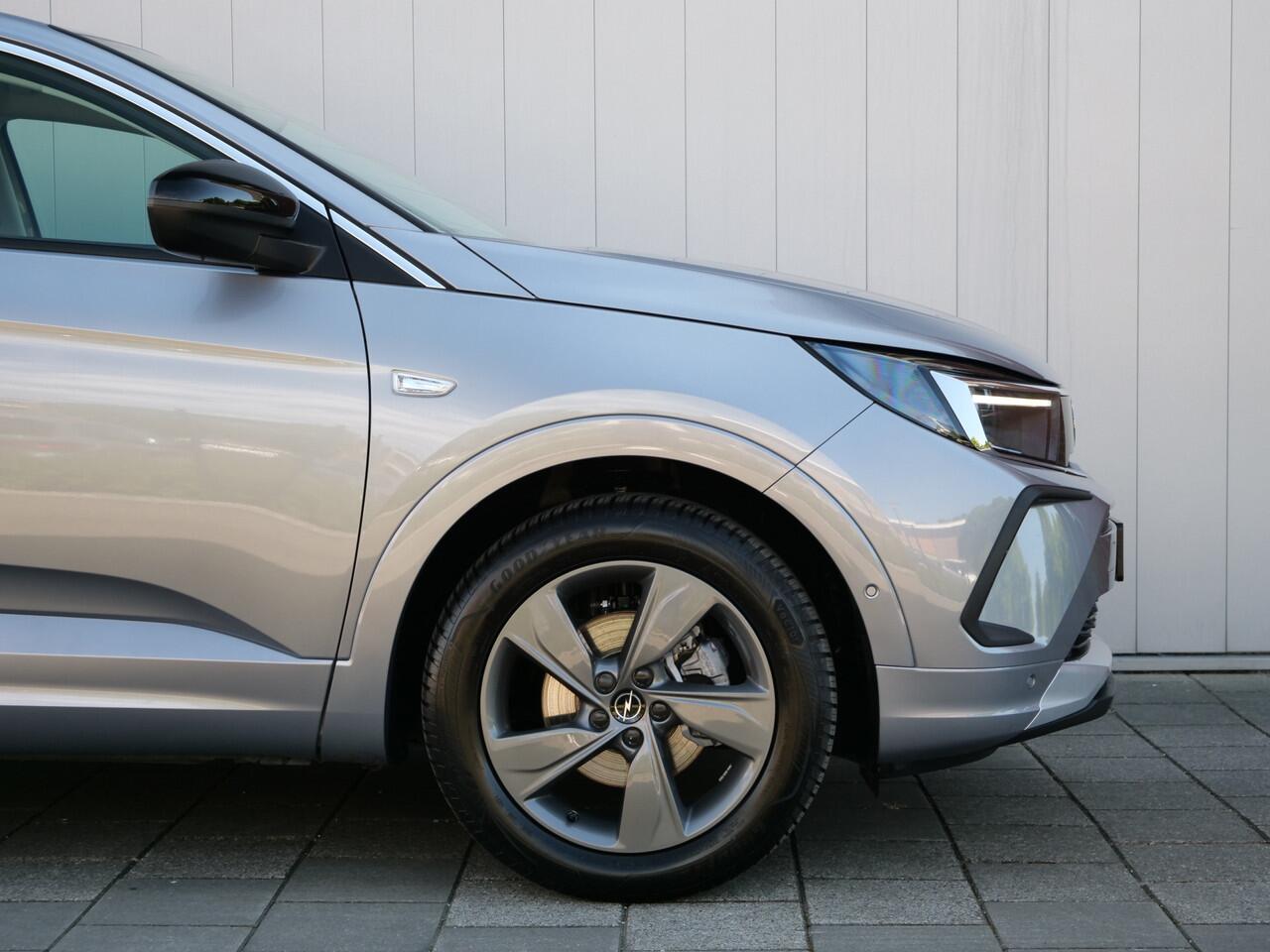 Opel Grandland 1.2 Turbo 130pk Elegance Apple Carplay / Winterpakket / Cruise Control