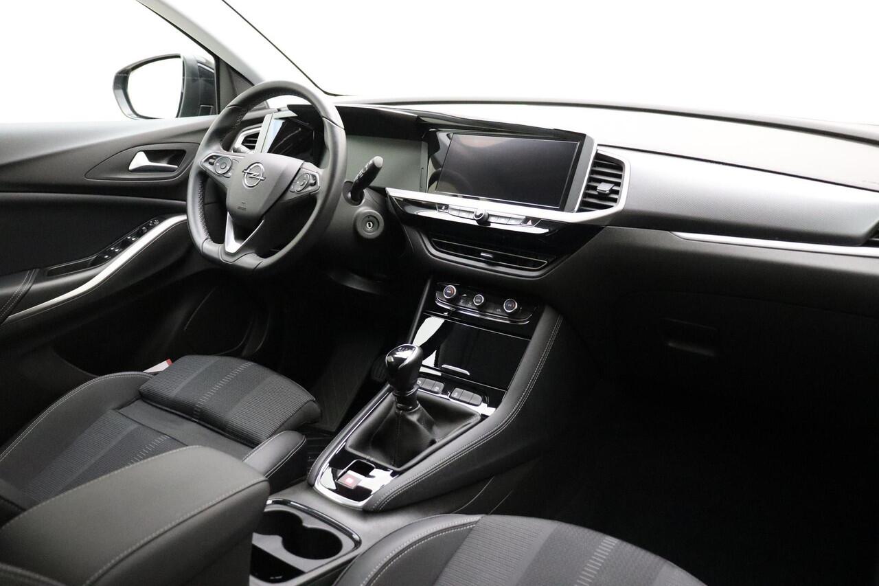 Opel Grandland 1.2 Turbo GS 130pk | Navigatie | Climate Control | Camera | Cruise Control | LED Verlichting | Parkeersensoren | Getint glas | Lichtmetalen velgen