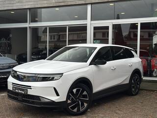 opel-grandland-1.2-turbo-hybrid-bus