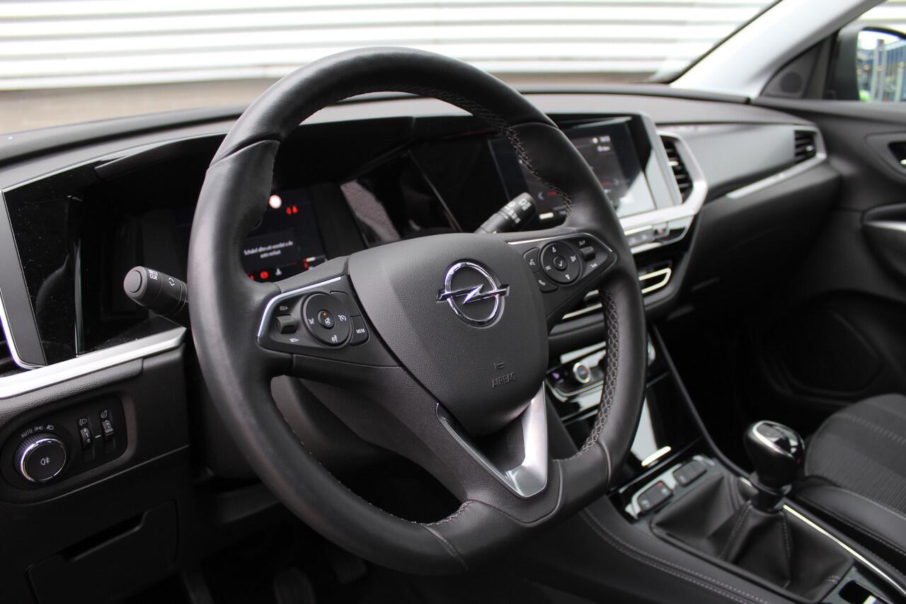 Opel Grandland 1.2 Turbo | Winterpack | Cruise control | Bluetooth | Parkeersensoren