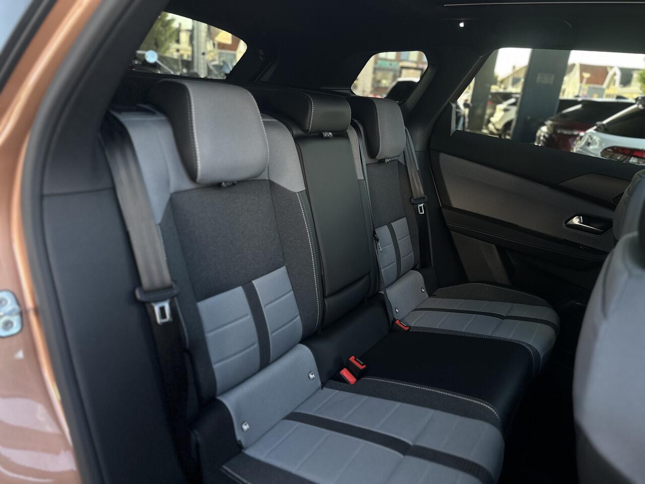 Opel Grandland 1.2 Turbo Hybrid GS Panoramadak/LED Matrix/Head-Up Display/AGR/Stoelverwarming