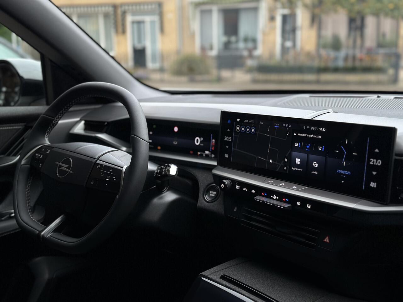 Opel Grandland 1.2 Turbo Hybrid Business Edition Trekhaak/Stoel+stuur verwarming/Electr achterklep.