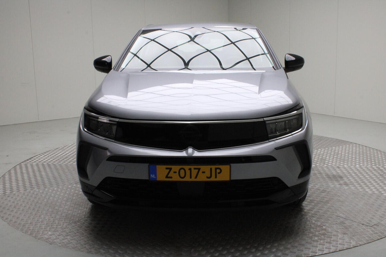 Opel Grandland 1.2 Turbo Hybrid GS ( level 3) | automaat | afn. trekhaak | 4 nw. seizoensbanden | pdc v/a+camera | navi | adaptive cruise control | dodehoek | verwarmde stoelen+stuur | climate | bluetooth | carplay