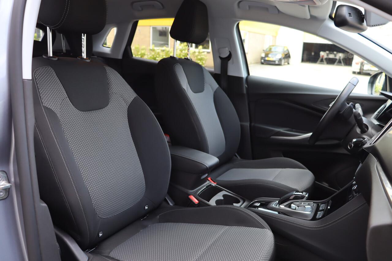 Opel Grandland 1.2 Turbo 130 Pk , Automaat, Cruise Control, Climate Control, Apple Carplay, Android Auto, PDC V+A, Prijs Is Rijklaar Inclusief 6 Maanden Garantie