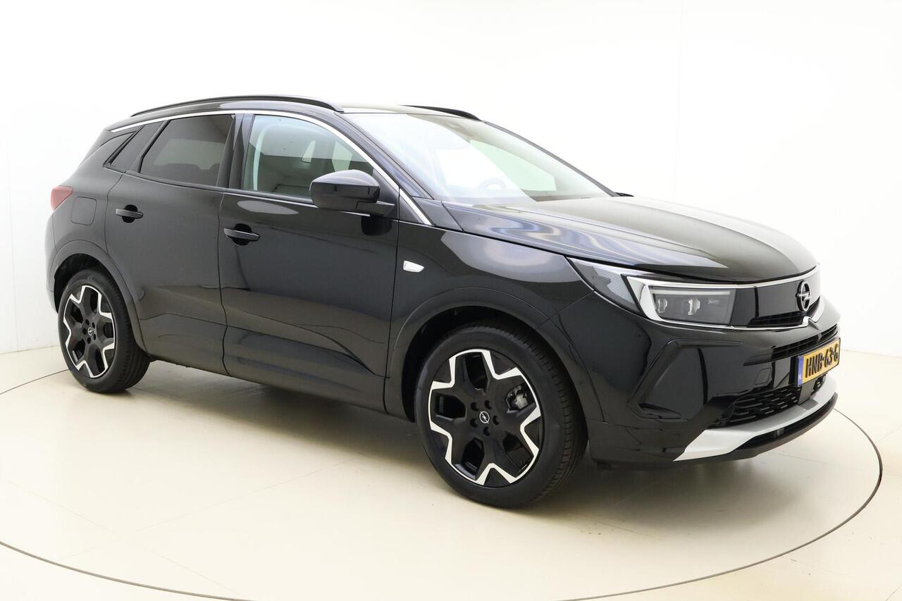 Opel Grandland 1.2 Turbo Ultimate Automaat | Achteruitrijcamera | Alcantara bekleding | Climate Control | Navigatie | Adaptive Cruise control | Stoel + stuurwielverwarming | Elektrische achterklep | Voorruitverwarming