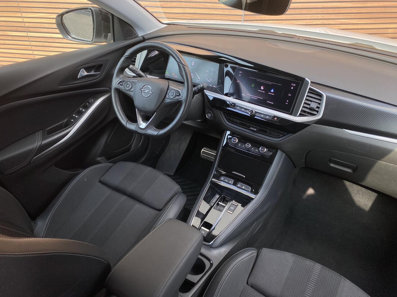 Opel Grandland 1.6 Turbo Plug-In Hybrid Elegance 360* Camera / Navi / Keyless / Clima / Carplay