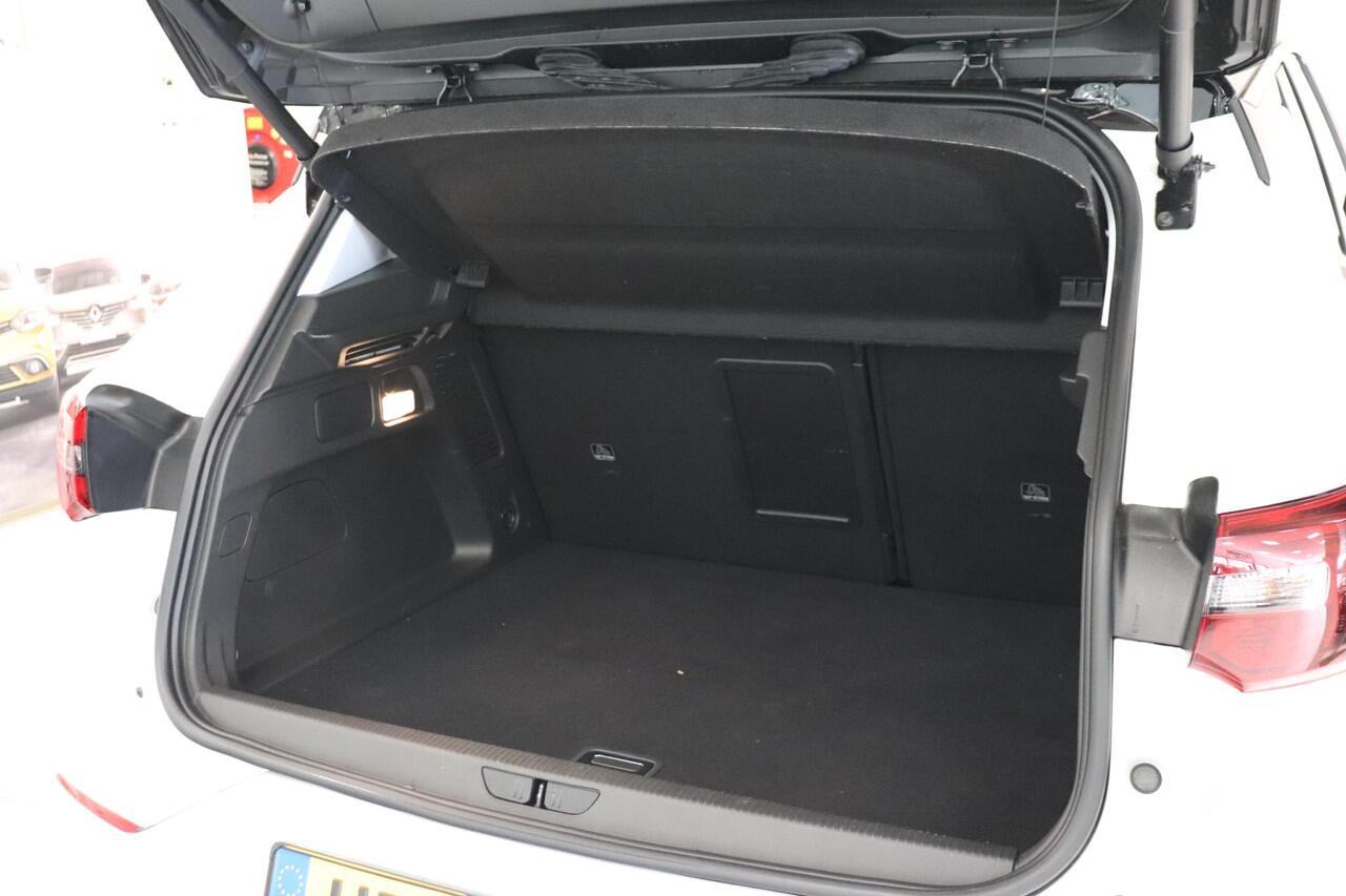 Opel Grandland 1.6 Turbo Hybrid PHEV GS 225 Pk | Camera | Leder bekleding | Elec Achterklep | LED Matrix | Navigatie | AppleCarplay AndroidAuto |