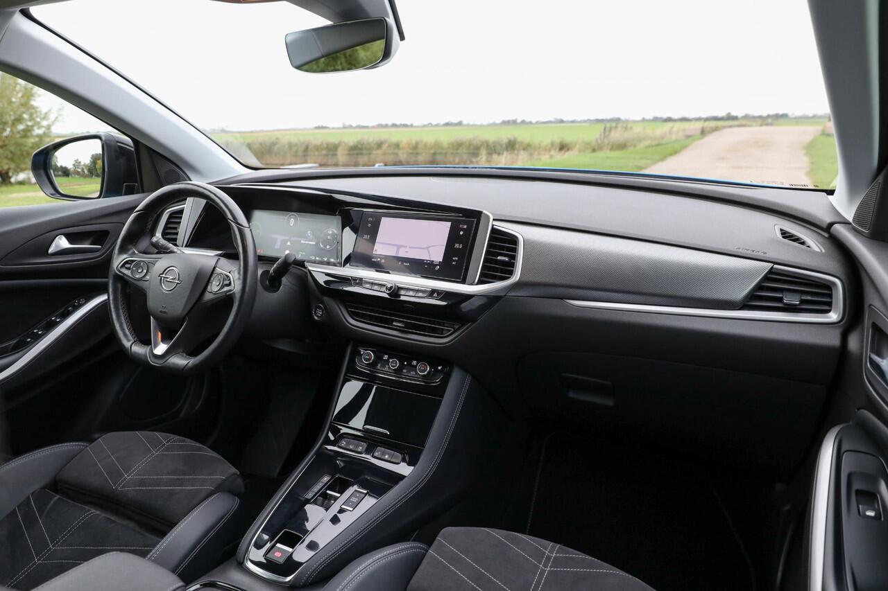 Opel Grandland 1.6 Turbo PHEV Hybrid 225 PK ? Matrix-LED ? Trekhaak ? Camera
