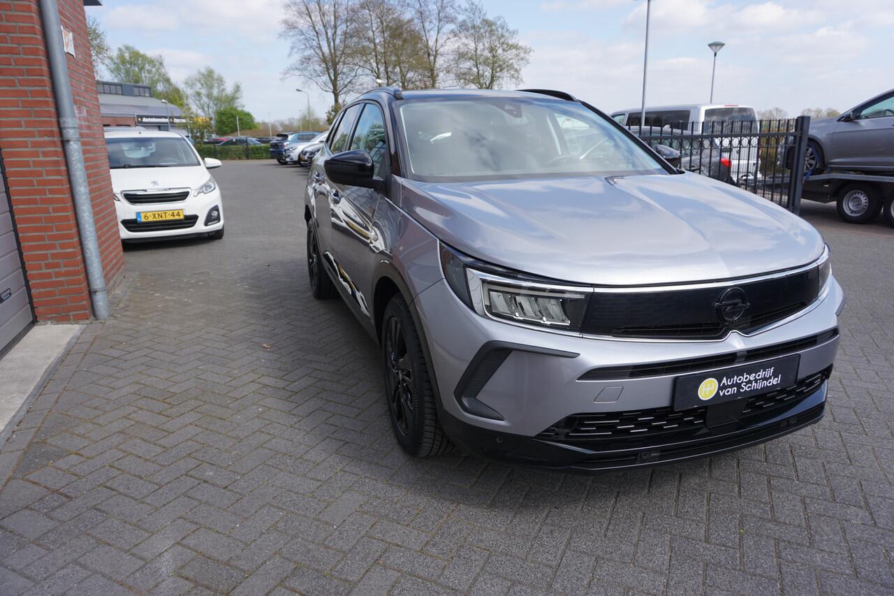 Opel Grandland 1.2 TURBO GS LINE NOVEMBER 2022 DEALER ONDERHOUDEN RECENT NWE DISTRIBUTIERIEM CAMERA NAVIGATIE ANDROID/APPLECARPLAY NAVI CLIMA CRUISE BLUETOOTH FULL LED PDC V+A ENZ...
