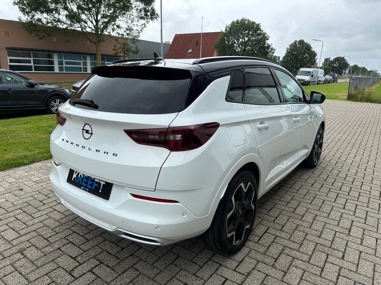 Opel Grandland 1.6 Turbo Plug-In Hybrid Ultimate 300 PK