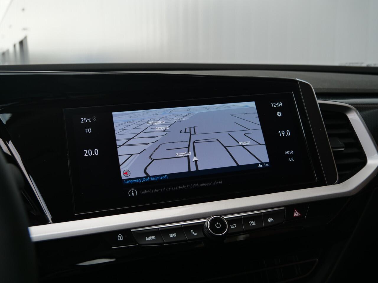 Opel Grandland 1.2 Turbo 130pk Ultimate Automaat Navigatie / LED / Camera / 19 Inch