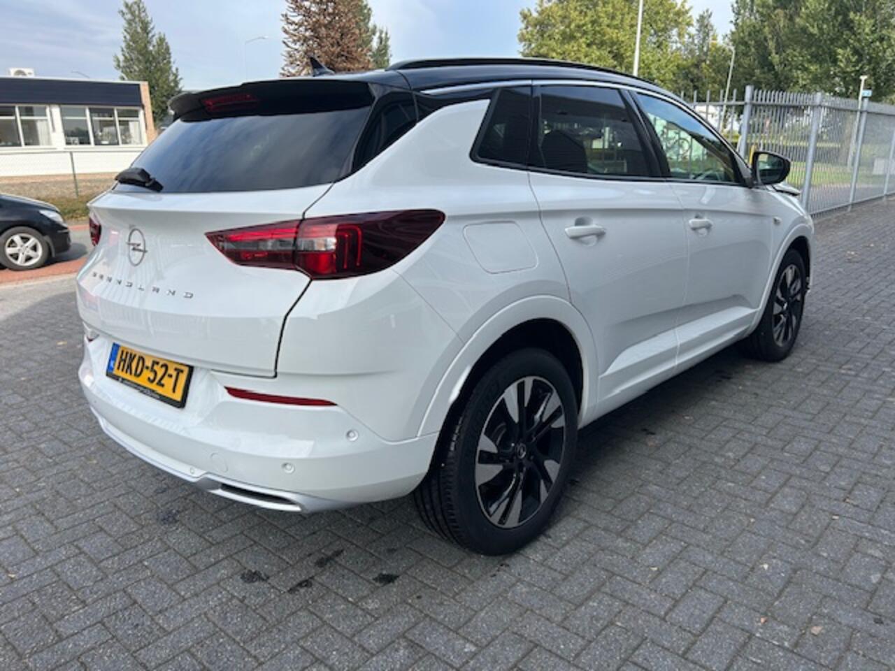 Opel Grandland 1.2 Turbo Level 3