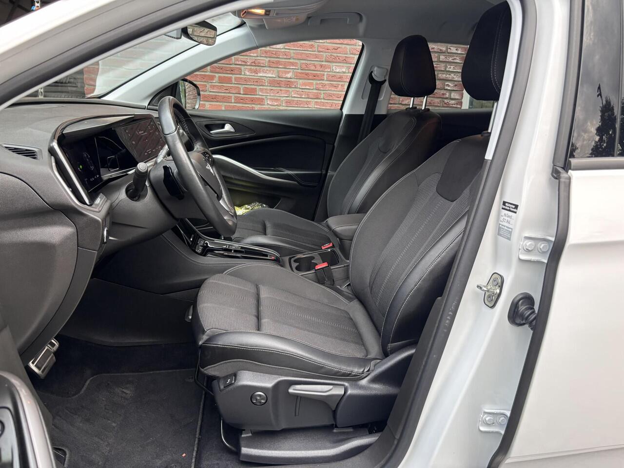 Opel Grandland Elegance 1.6 PHEV 225pk Hybrid e-EAT8 | AGR-STOELEN | KEYLESS | NAVI PRO | CAMERA + SENSOREN | STOELVERW. | ELEK. A.KLEP | ISOFIX | FULL LED |