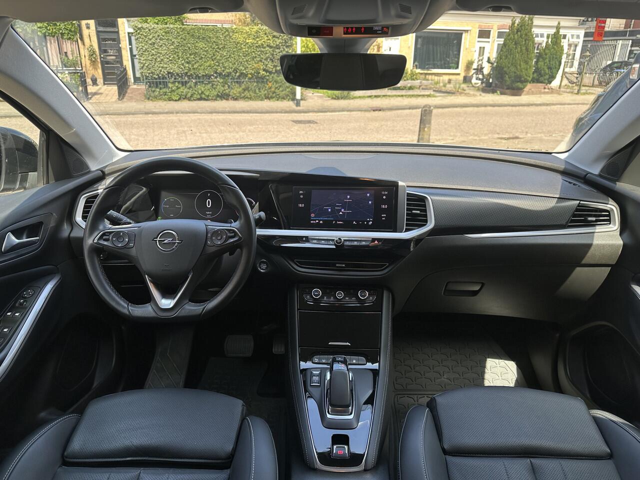 Opel Grandland 1.6 Turbo Hybrid4 Ultimate 300PK Navi/Leder/Memory/AGR/Night Vision