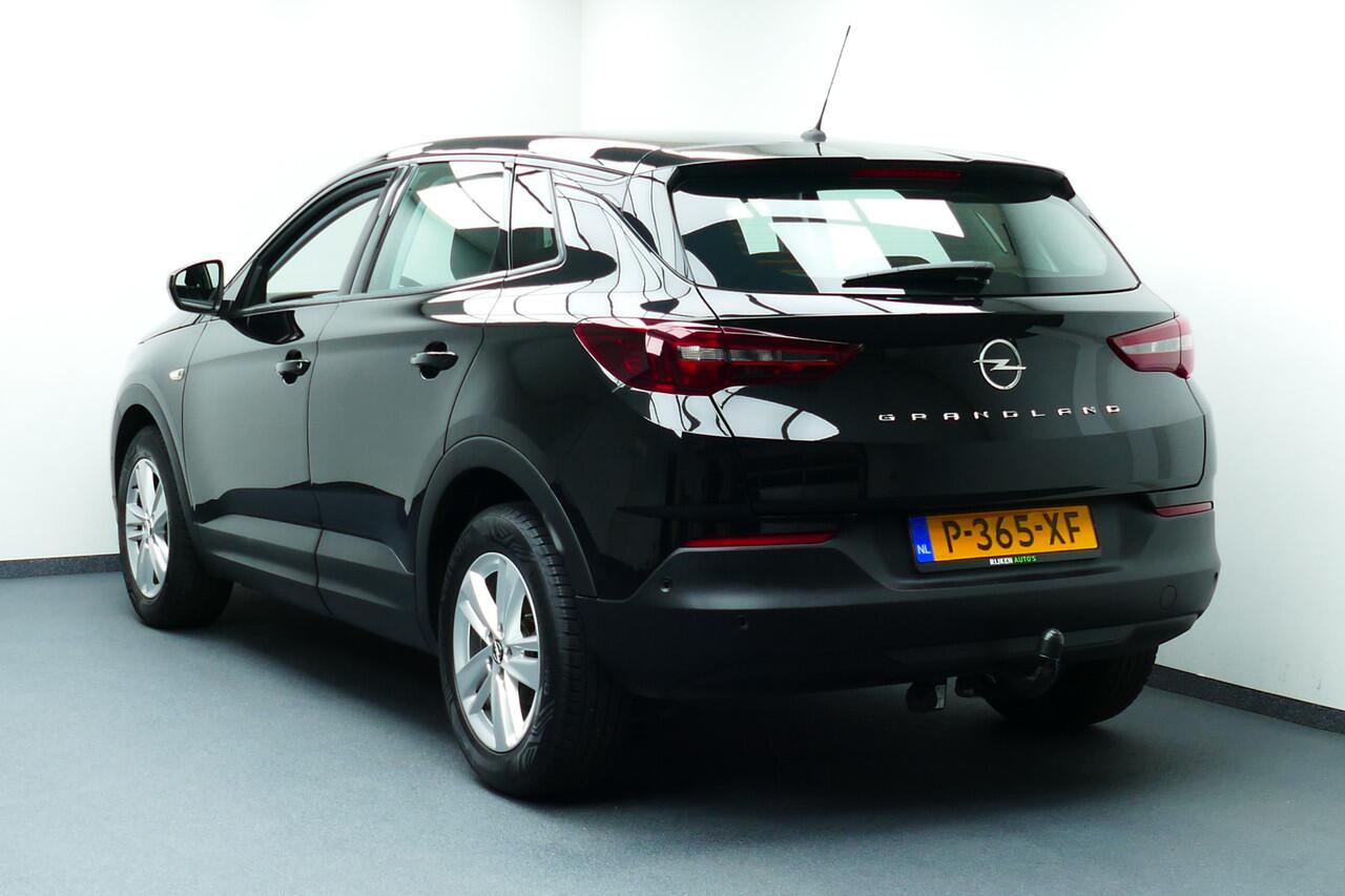 Opel Grandland 1.2 130pk Turbo Edition. Carplay/Android Navi, Clima, Cruise, 17"LMV, Haak 1400kg