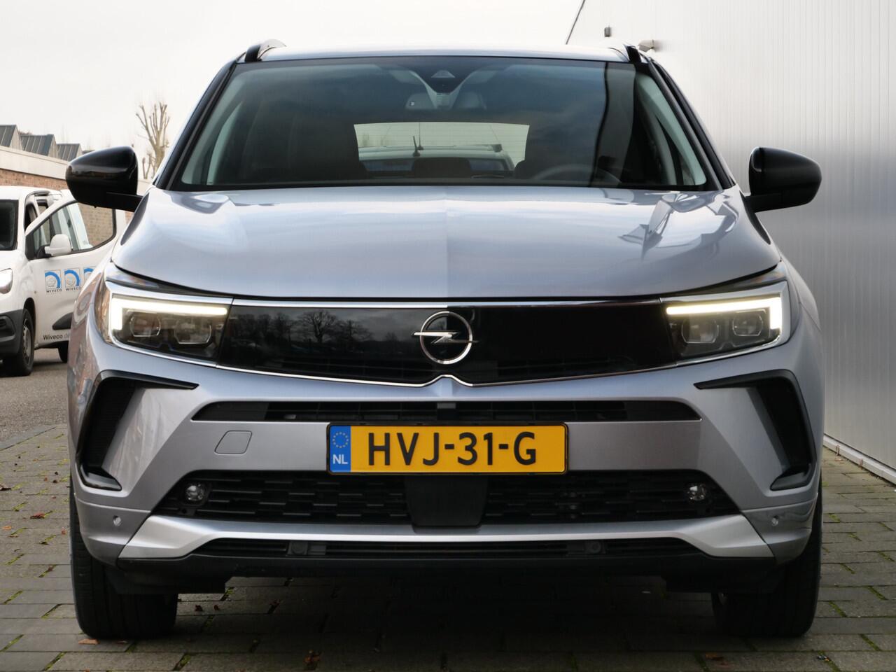 Opel Grandland 1.2 Turbo Business Elegance 130 Pk Automaat Apple Carplay / DAB / Camera / Navigatie / Winterpakket