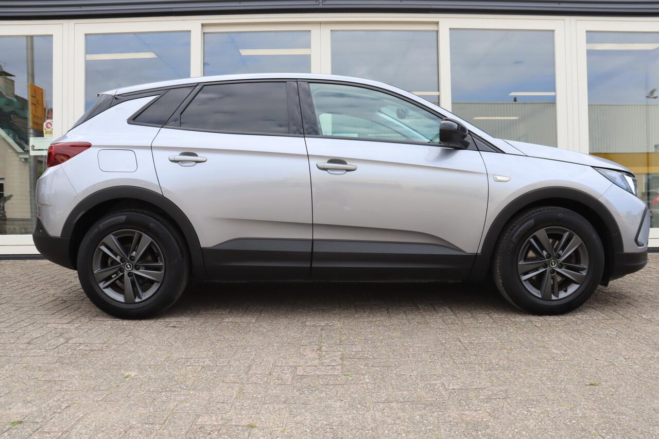 Opel Grandland 1.2 Turbo 130 Pk , Automaat, Cruise Control, Climate Control, Apple Carplay, Android Auto, PDC V+A, Prijs Is Rijklaar Inclusief 6 Maanden Garantie