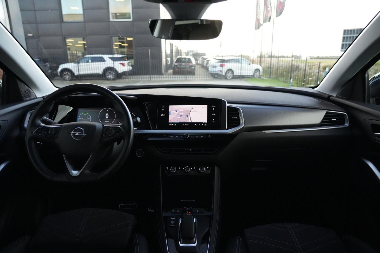 Opel Grandland 1.6 Turbo Plug-In Hybrid Elegance 225pk Navigatie/Stoelverwarming/360Camera